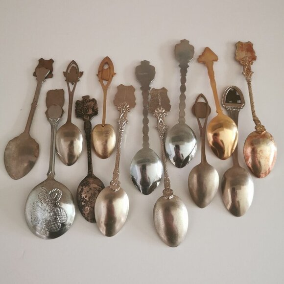 Mixed Lot of 13 Vintage Souvenir Spoons, Job Lot Crafting Jewelry Tourists - Picture 4 of 5